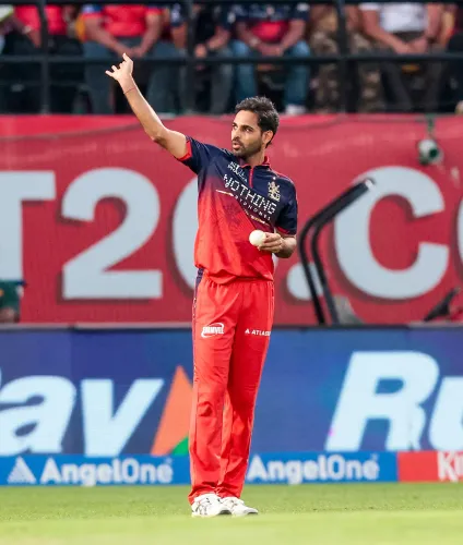 Bhuvneshwar Kumar can trouble GT's top order in IPL 2026 Qualifier 1: Sanjay Bangar