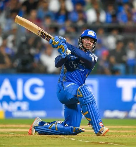 आईपीएल 2026: क्विंटन डी कॉक की शतकीय पारी, एमआई ने पीबीकेएस के खिलाफ बनाए 195 रन