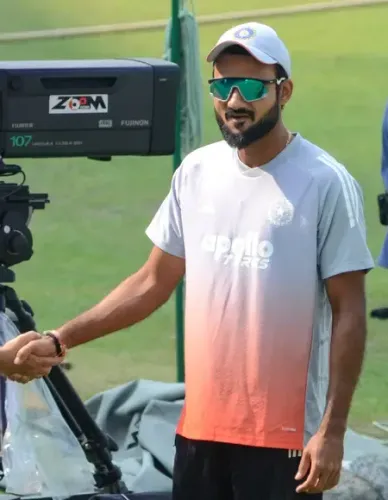 IPL 2026 Updates: KKR Signs Saurabh Dubey, SRH Welcomes David Payne