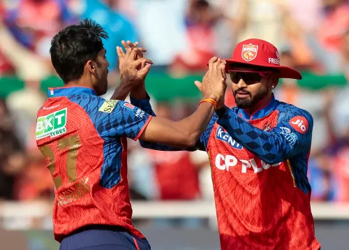 आईपीएल 2026: प्रियांश और प्रभसिमरन की शानदार बल्लेबाजी, पीबीकेएस ने एसआरएच को 6 विकेट से हराया