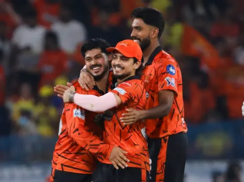 आईपीएल 2026: <b>एसआरएच</b> ने टॉप-4 में स्थान प्राप्त किया, <b>सीएसके</b> को हार के बावजूद लाभ, <b>ऑरेंज</b> और <b>पर्पल कैप</b> किसके पास?