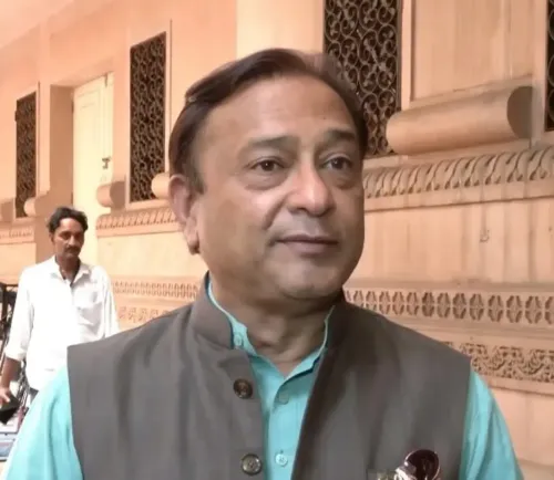 राजू वाघमारे का आईपीएल टिकट विवाद पर तंज: कांग्रेस का पुराना वीआईपी कल्चर