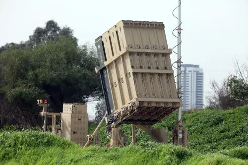 ईरान-इजरायल तनाव: मिसाइल हमलों के बाद इजरायली डिफेंस सिस्टम सक्रिय, IDF हाई अलर्ट पर
