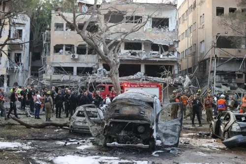 What happened as Iran missile strikes kill eight in Israel?