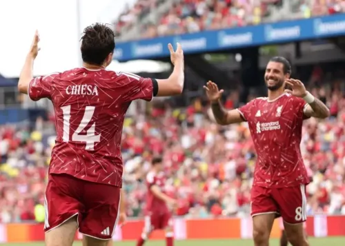 Iraola wins Liverpool debut 4-2 as Reds overturn Sunderland deficit