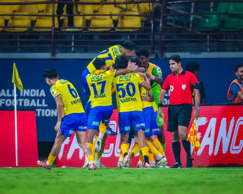 आईएसएल 2025-26: केरला ब्लास्टर्स की रोमांचक जीत, इंजरी टाइम में हेडर से ओडिशा एफसी को 2-1 से हराया