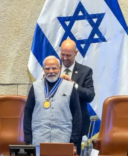 इजरायल की संसद में सर्वोच्‍च सम्‍मान से सम्‍मान‍ित हुए पीएम मोदी, सदस्‍यों को भारत आने का द‍िया न्‍योता