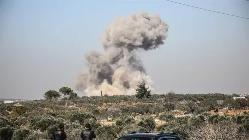 Israeli Airstrikes Target Military Installations Near Damascus