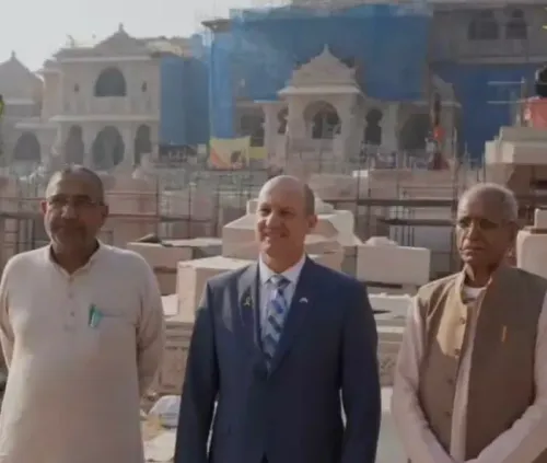 Did the Israeli envoy congratulate India on the sacred flag hoisting at Ram Janmabhoomi Temple?