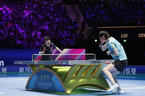 आईटीटीएफ सिंगल्स वर्ल्ड कप के फाइनल में चीनी खिलाड़ियों का शानदार प्रदर्शन