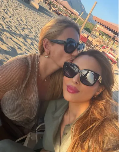 Iulia Vantur's Tuscany birthday: shattered glass, beach cakes, Bocelli dinner