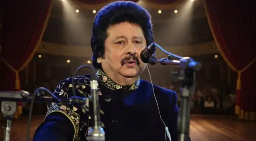 पंकज उधास ने जब भारत-चीन युद्ध में गाया 'ऐ मेरे वतन के लोगों', तोहफा मिला दर्शकों से