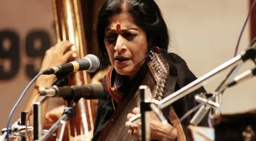 किशोरी आमोनकर ने घराने की सीमाएं तोड़कर शास्त्रीय संगीत में नया रंग भरा