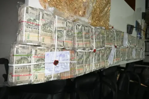 जबलपुर में अंतर्राज्यीय ठग गिरोह का पर्दाफाश, 1.55 करोड़ नकदी और लाखों का सोना बरामद