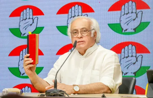 जयराम रमेश का पलटवार: 'राहुल गांधी के खुलासों से घबराई सरकार', NTA और नीट-यूजी 2026 पर उठाए गंभीर सवाल