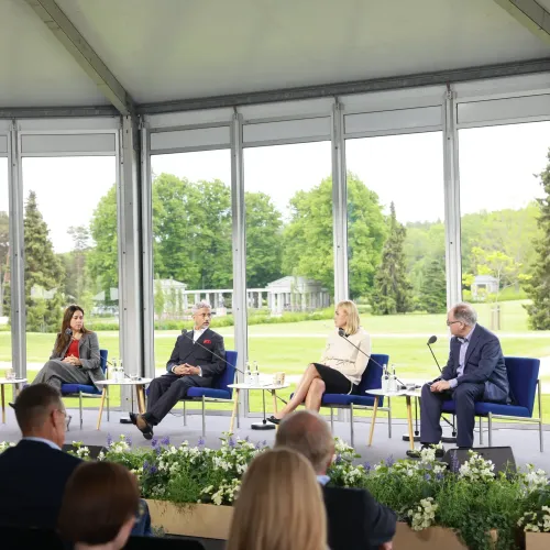Jaishankar at Kultaranta Talks: India's Energy, EU Ties, Gulf Policy