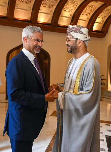 Jaishankar Meets Oman FM Albusaidi in Muscat, Reviews Strategic Ties
