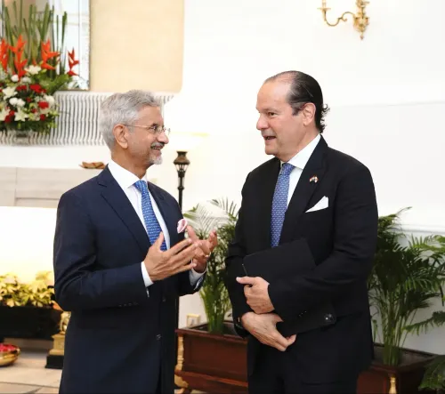 Jaishankar Meets Panama FM in New Delhi, Eyes Latin America Gateway
