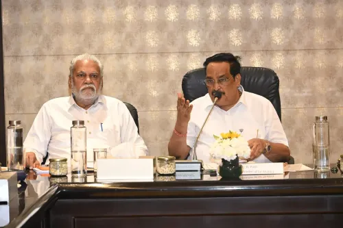 Jal Shakti Minister Paatil Meets Gujarat MPs on JJM Upkeep