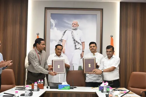 Jal Shakti Minister Paatil Signs JJM 2.0 MoU With Bihar
