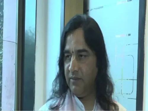क्या क्रिकेट के साथ धार्मिक ज्ञान भी पाएंगे युवा? जानें देवकीनंदन ठाकुर की जानकारी