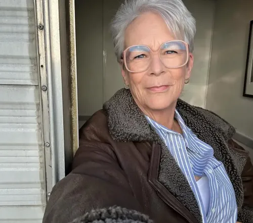 Jamie Lee Curtis Remembers Her Bond with Robert Carradine and His Daughter Ever