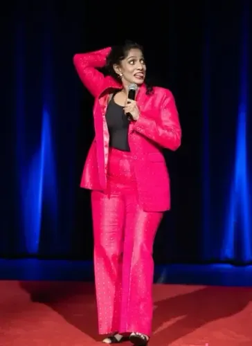 जेमी लीवर : पीपीटी बनाकर शुरू किया करियर, बाद में 'पंच लाइन्स' से बनाई दिलों में जगह