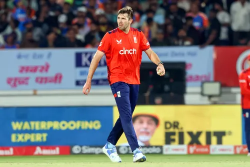 Did Jamie Overton Re-sign with Adelaide Strikers for BBL 15?
