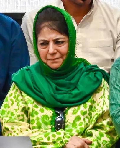एनएच-701ए बीरवाह से गुजरे: महबूबा मुफ्ती ने नितिन गडकरी को लिखा पत्र, 2,000 परिवारों की आजीविका का हवाला