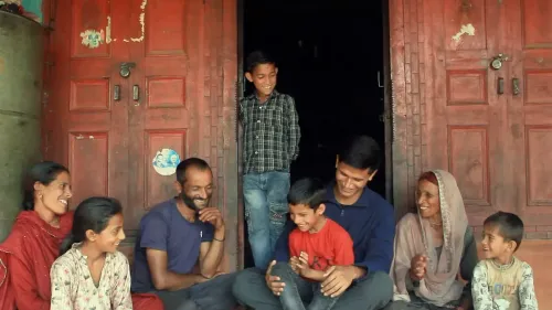 क्या जम्मू-कश्मीर के सुदूर गांव में भारतीय सेना ने उम्मीद की किरण लाई है?