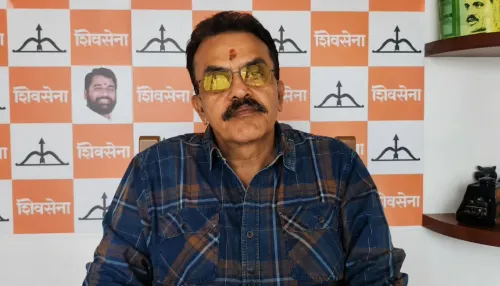आर्टिकल 370 बहाली की मांग 'आपत्तिजनक': संजय निरुपम ने सोज के बयान पर कांग्रेस से माँगा स्पष्टीकरण