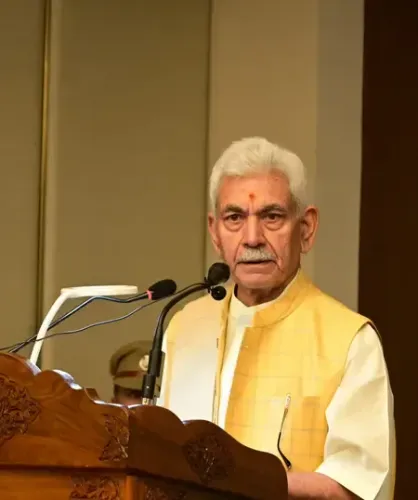जम्मू-कश्मीर: आपदा प्रभावितों के लिए 5,061 नए घरों के निर्माण की मंजूरी, मनोज सिन्हा ने जताया पीएम मोदी का आभार