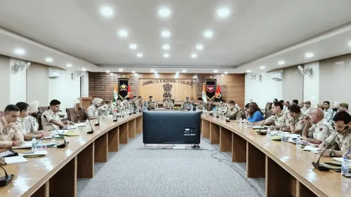 क्या जम्मू एसएसपी की अपराध एवं सुरक्षा समीक्षा बैठक में गुणवत्ता जांच और जीरो टॉलरेंस पर जोर दिया गया?