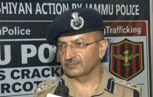 Jammu youth arrested for spying for Pakistan's ISI after honeytrap