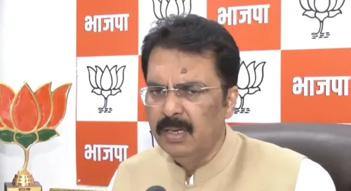 जमुई छेड़छाड़ मामला: BJP ने कहा — दोषियों को बख्शा नहीं जाएगा, SIT गठित; तेजस्वी राहुल ने साधा निशाना