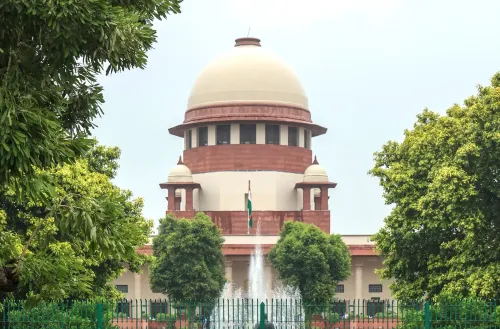 नीट विरोध प्रदर्शन: सुप्रीम कोर्ट की सख्त चेतावनी — 'आपराधिक तत्वों को नहीं मिलेगी माफी', SIT या रिटायर्ड जज से जाँच पर विचार