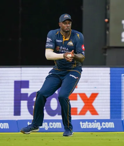 जेसन होल्डर ने जीटी को संतुलन दिया, संजय बांगड़ ने की तारीफ; RCB मैच में प्लेयर ऑफ द मैच