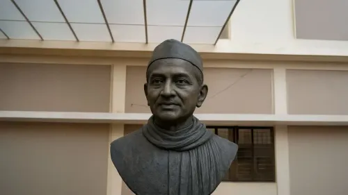 क्या गोपाल कृष्ण देवधर का जीवन नैतिक चेतना, शिक्षा और सेवा का प्रतीक है?