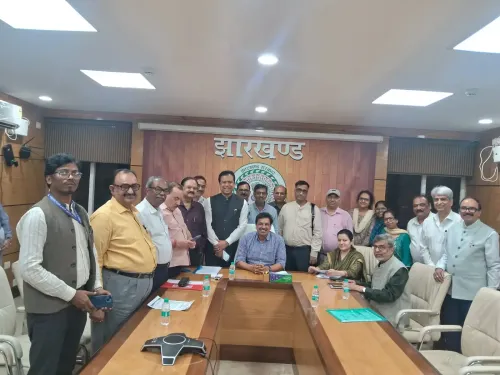 झारखंड डॉक्टरों की हड़ताल टली: सरकार से वार्ता में प्रमुख मांगों पर सहमति, 22 अक्टूबर का आंदोलन स्थगित
