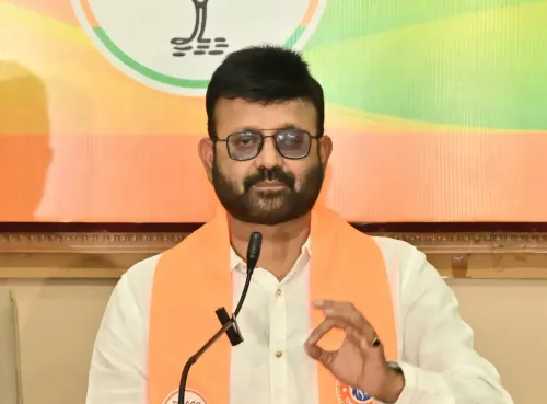 झारखंड भाजपा का CM हेमंत सोरेन के विदेश दौरों पर श्वेत पत्र की मांग, निवेश दावों पर सवाल