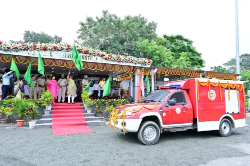 Jharkhand CM Hemant Soren flags off 58 Mist Tech fire tenders
