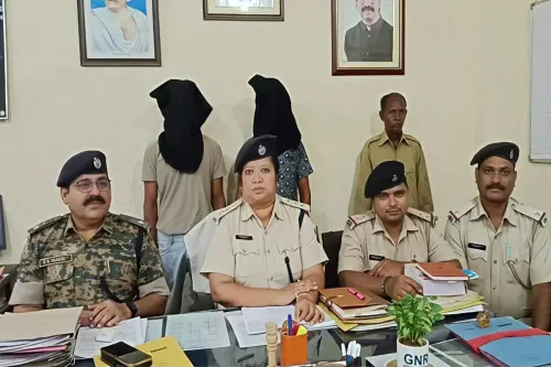 लोहरदगा में हत्या की साजिश नाकाम: हथियार सहित दो गिरफ्तार, एक फरार