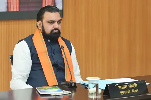 झारखंड में छात्रों पर लाठीचार्ज: बिहार CM सम्राट चौधरी ने विपक्ष की चुप्पी पर उठाए सवाल