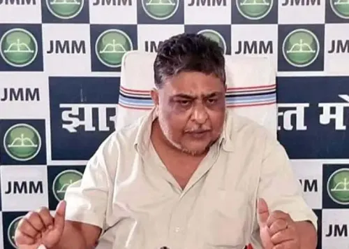 क्या झारखंड मुक्ति मोर्चा ने जनगणना की अधिसूचना पर सवाल उठाया?