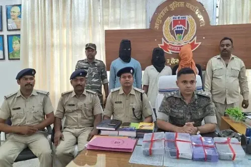 झारखंड: पलामू में मार्बल व्यापारी से रंगदारी मांगने वाले तीन आरोपियों की गिरफ्तारी