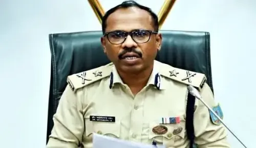 क्या झारखंड पुलिस ने इस साल अब तक 266 नक्सलियों को गिरफ्तार किया है और 30 ने आत्मसमर्पण किया?