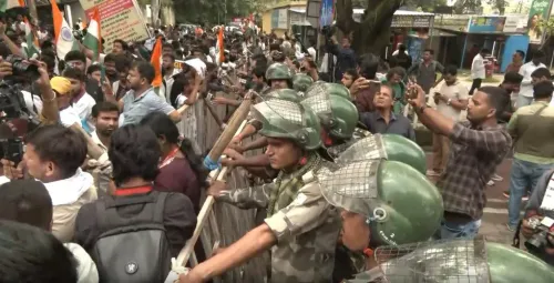 Jharkhand students breach barricades in 17th day march; BJP leaders detained in Ranchi