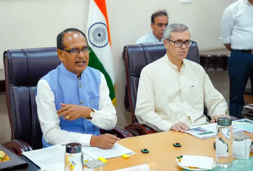 Omar Abdullah Commends Union Minister for PMGSY-I Extension to March 2027