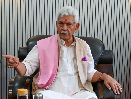 J&K L-G Manoj Sinha flags off first Reading Marathon at Dal Lake, Srinagar