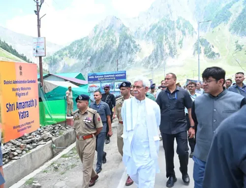 J&K L-G Manoj Sinha reviews Amarnath Yatra facilities at Baltal base camp